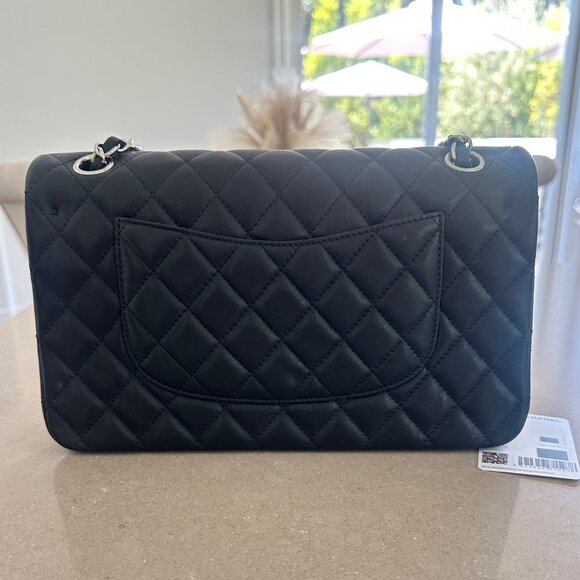 Designer Inspired Black "lambskin" Flap Size M - Picture 1 of 14